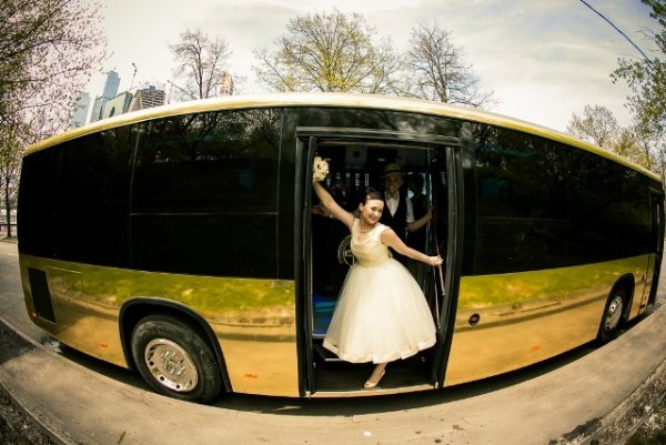 Как сделать заказ автобуса на праздники