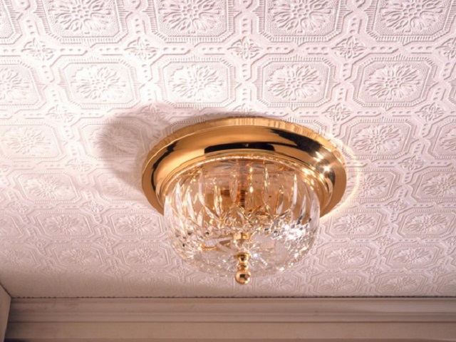 потолок на кухне лучше