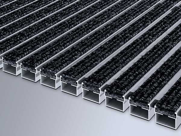 Грязезащитные решетки: разновидности и сферы использования