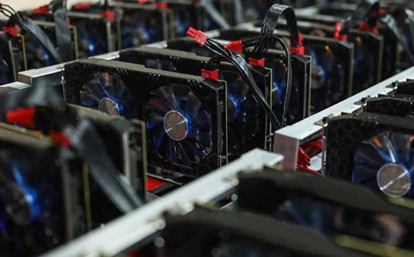 Оборудование для майнинга криптовалют: его виды и особенности
