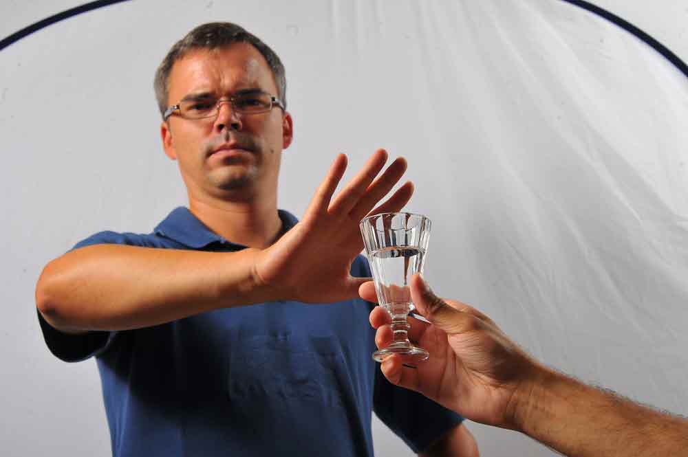 Как работают методики кодирования от алкогольной зависимости