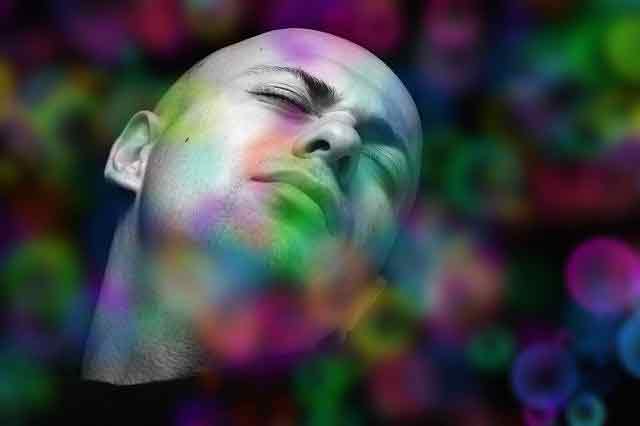 Лысые мужчины выглядят мужественнее, умнее и успешнее