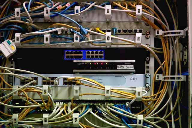 Как выбрать б/у сервер: советы, ошибки и главные параметры